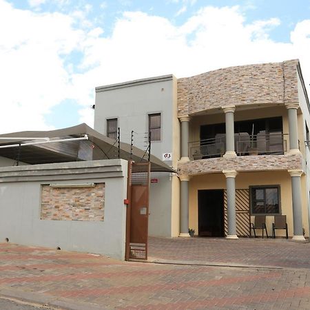 Coco Palm Bed & Breakfast Windhoek Exterior foto